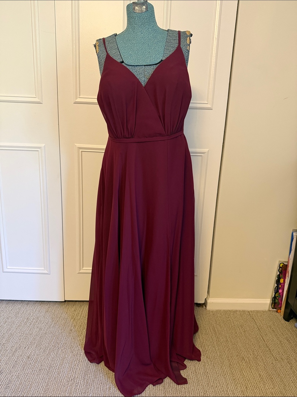 Sleeveless V-Neck Wine Dress